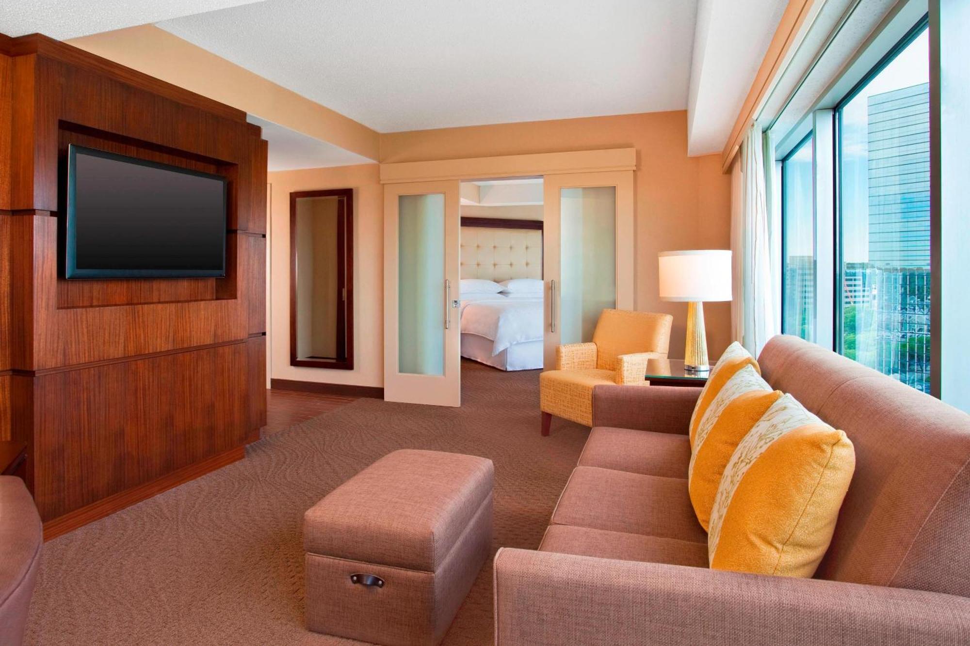 Sheraton Indianapolis Hotel At Keystone Crossing Extérieur photo